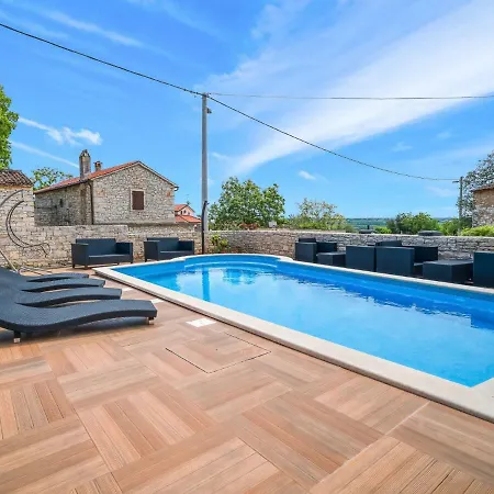 Ulika-1 By Interhome Tar-Vabriga