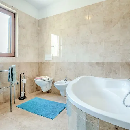 Διαμέρισμα Ulika-1 By Interhome Tar-Vabriga