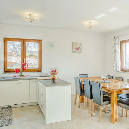 Ulika-1 By Interhome Διαμέρισμα